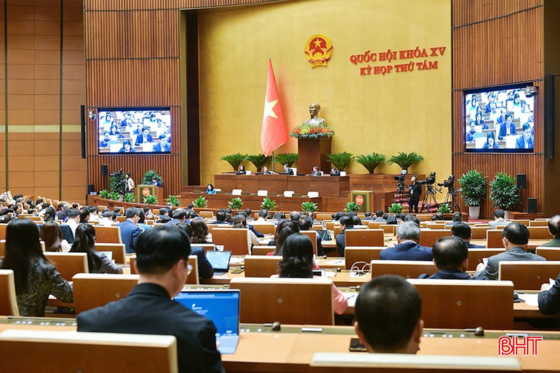 Toàn cảnh phiên họp.