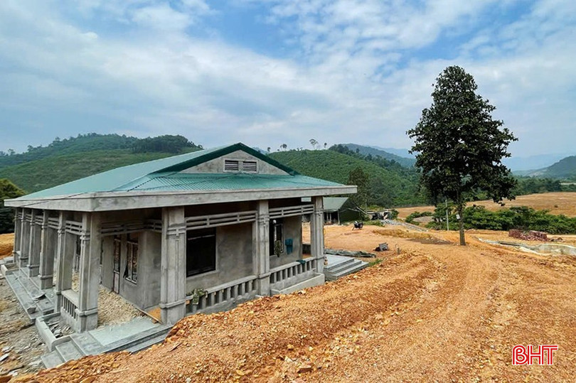 Doanh trại mới của Tiểu đội Dân quân thường trực xã Sơn Kim 1 đang được đầu tư xây dựng.
