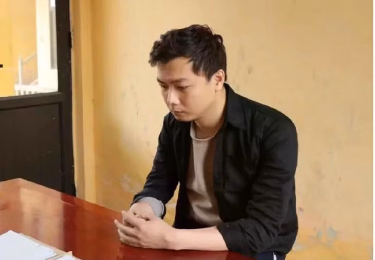 Batman Nguyễn Công Định bị xác định là "cha đẻ" của hệ thống XoilacTV - Ảnh: Công an Hưng Yên