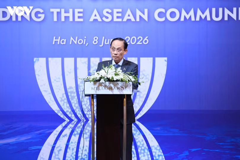 Bộ trưởng Bộ Ngoại giao Lê Hoài Trung phát biểu khai mạc tại Tọa đàm “Vai trò của các chính đảng trong việc xây dựng Cộng đồng ASEAN”