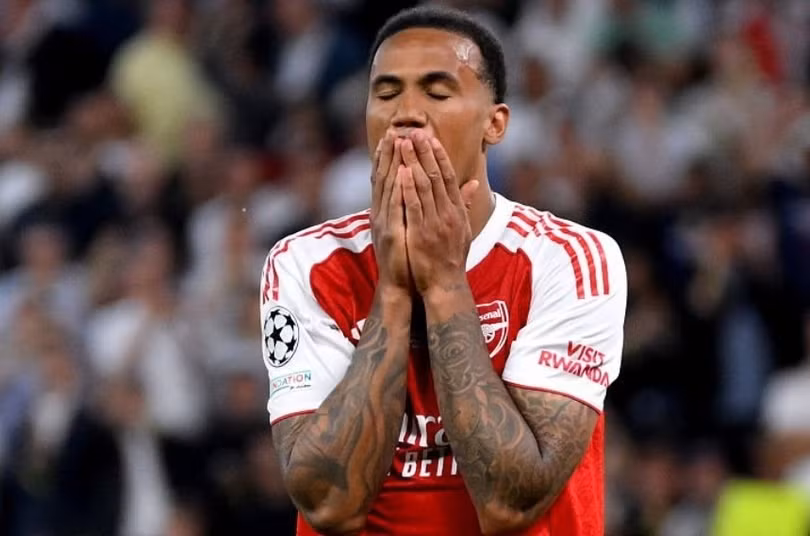 Cú sút hỏng của Gabriel giúp PSG giành chiến thắng trận chung kết.