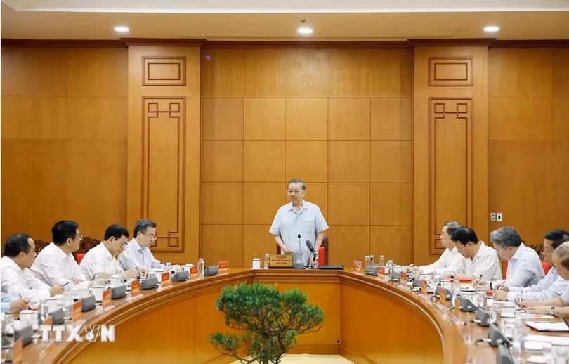 Tổng Bí thư, Chủ tịch nước Tô Lâm chủ trì làm việc về Đề án tổng kết Nghị quyết 36-NQ/TW. (Ảnh: Thống Nhất/TTXVN)
