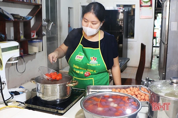 Cúng cỗ chay ngày rằm - lựa chọn mới của người dân Hà Tĩnh