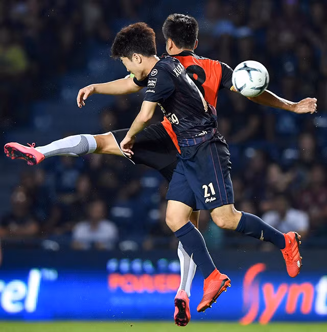 64 phút “chào sân” đáng nhớ của Xuân Trường ở Buriram