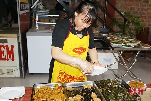 Cúng cỗ chay ngày rằm - lựa chọn mới của người dân Hà Tĩnh