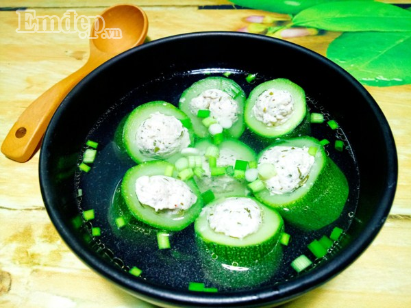 Canh mướp nấu cá thát lát vừa ngon vừa mát cho bữa trưa