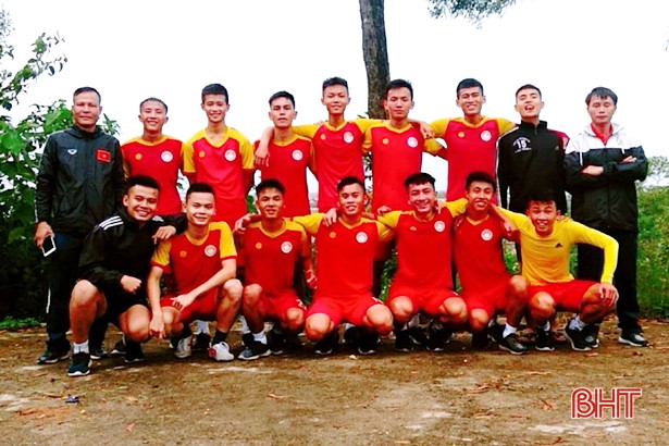 Chiều nay, U19 Hồng Lĩnh Hà Tĩnh quyết vượt qua U19 Huế ở trận lượt về