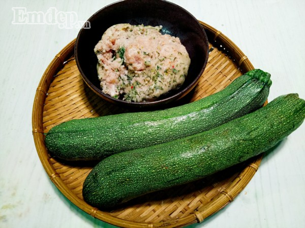 Canh mướp nấu cá thát lát vừa ngon vừa mát cho bữa trưa