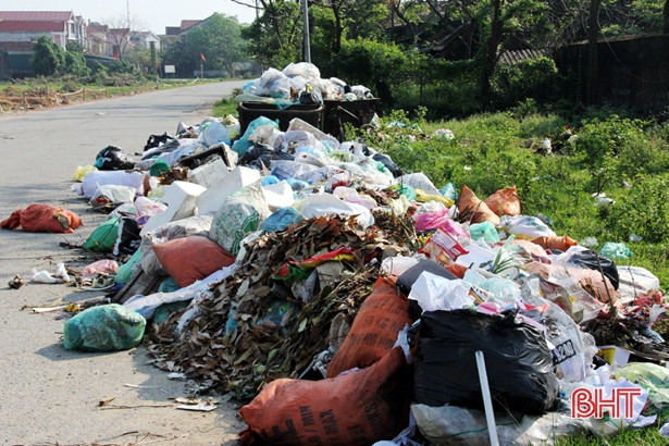 Thị xã Kỳ Anh “ngập” trong rác thải