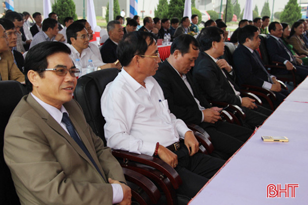 Khai trương đường bay thẳng Charter Vinh - Bangkok