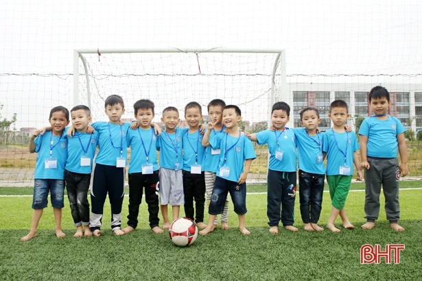 Trẻ mầm non háo hức tham gia CLB Tiền tiểu học Trường Albert Einstein