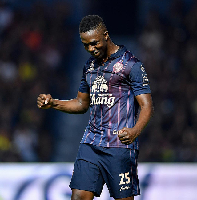 64 phút “chào sân” đáng nhớ của Xuân Trường ở Buriram