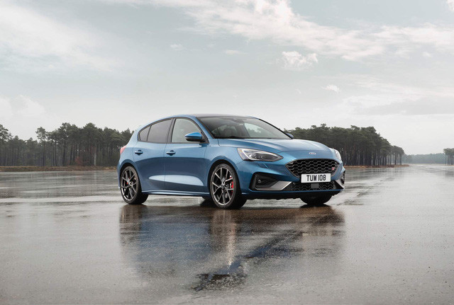 Ford Focus ST 2019 bất ngờ trình diện - Ảnh 3. Ford Focus ST 2019 bất ngờ trình diện
