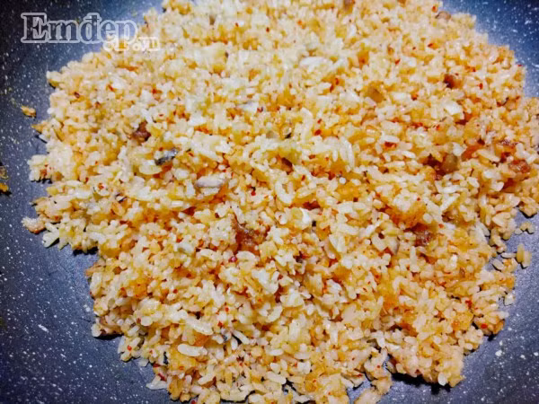 Chào tuần mới với cơm chiên cá mặn nhanh gọn mà ngon mê ly