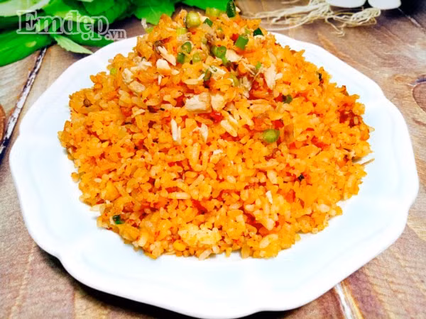 Chào tuần mới với cơm chiên cá mặn nhanh gọn mà ngon mê ly