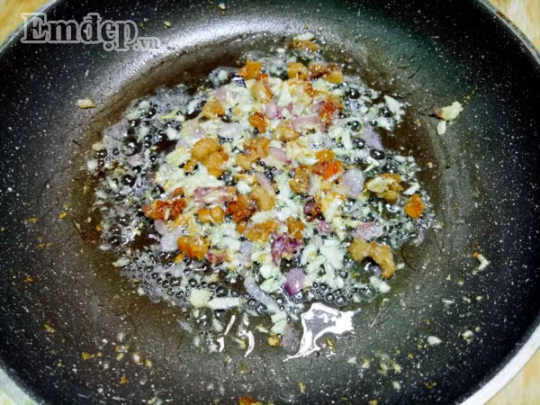 Chào tuần mới với cơm chiên cá mặn nhanh gọn mà ngon mê ly