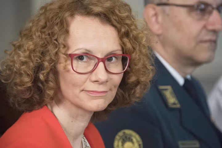 Chân dung các nữ bộ trưởng quốc phòng trên thế giới