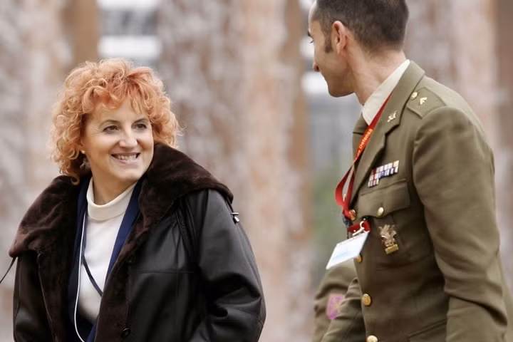 Chân dung các nữ bộ trưởng quốc phòng trên thế giới