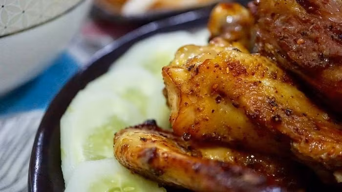 15 phút có ngay món đùi gà nướng mật ong ngọt thơm