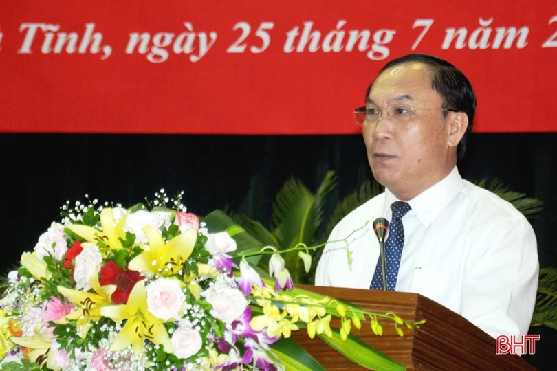 Đảng ủy Khối CCQ&DN Hà Tĩnh vinh danh 47 tập thể, cá nhân học và làm theo Bác