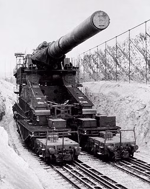 Bạn biết gì về khẩu súng lớn nhất thế giới Gustav của Đức Quốc xã?