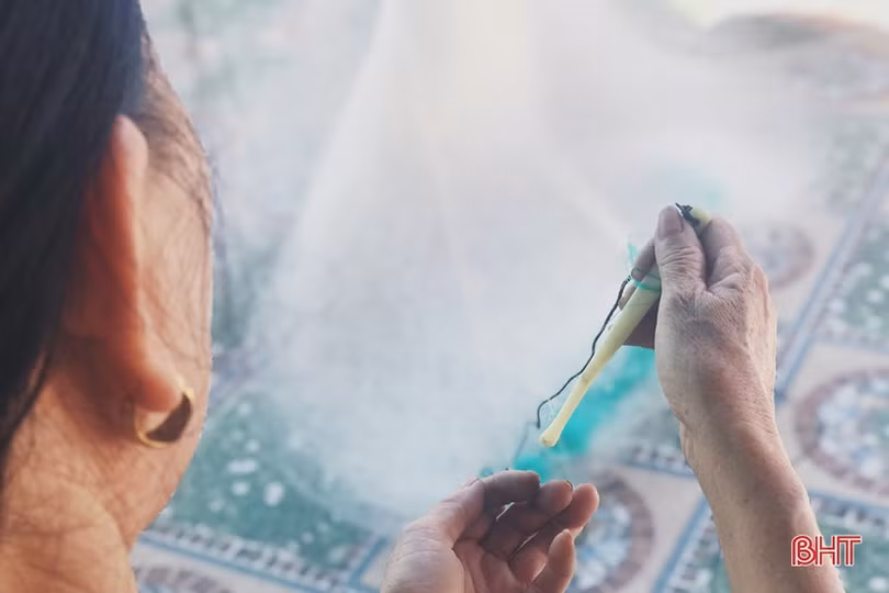 “Cố gắng đến khi nào mắt còn tỏ, tay còn chưa run để giữ lấy nghề”