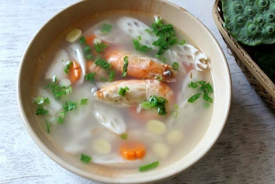 Canh tôm nấu củ sen thanh mát giúp ngủ ngon mùa nóng