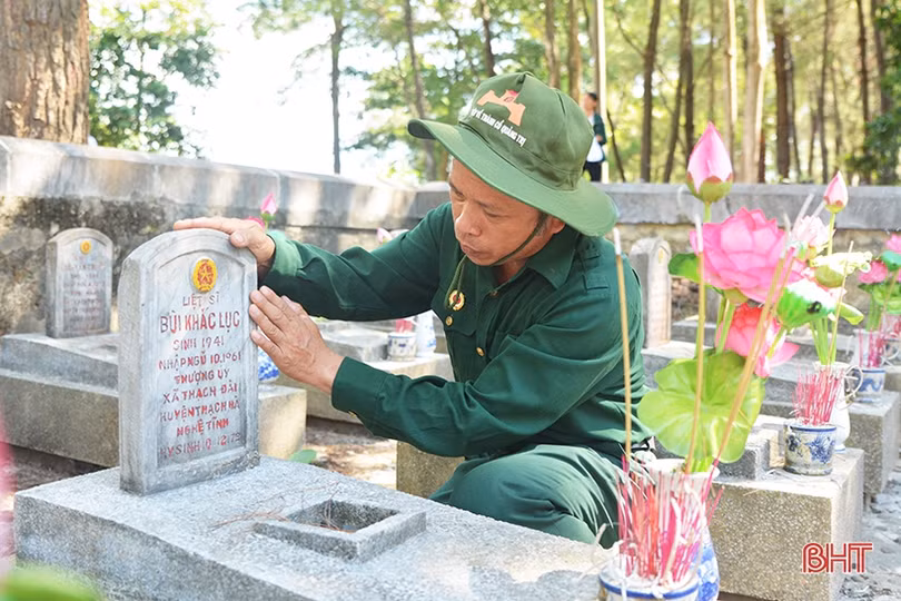 Có một Trường Sơn tuyến lửa - linh thiêng!