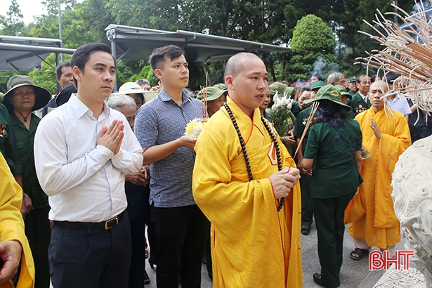 Trang trọng Lễ giỗ 10 nữ anh hùng liệt sĩ ở Ngã ba Đồng Lộc