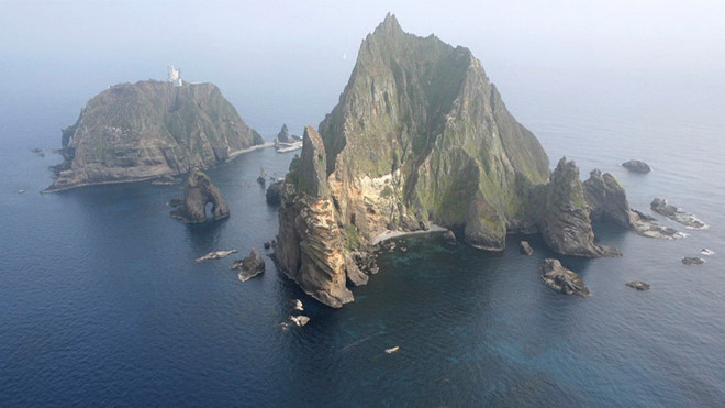 Hàn Quốc bắn cảnh cáo máy bay quân sự Nga vi phạm không phận