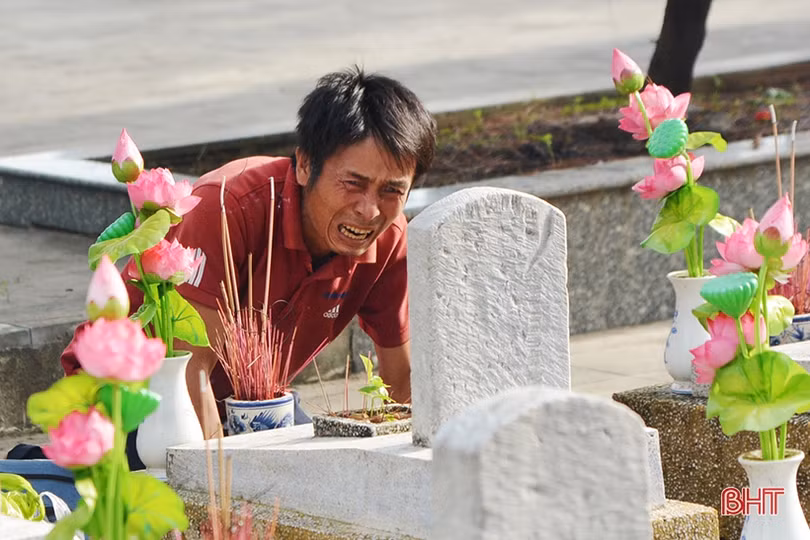 Có một Trường Sơn tuyến lửa - linh thiêng!