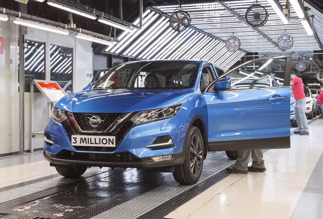 Đế chế Nissan lụi tàn, sa thải 12.500 nhân công, lợi nhuận giảm 95%