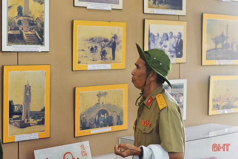 Màu xanh Thành cổ …