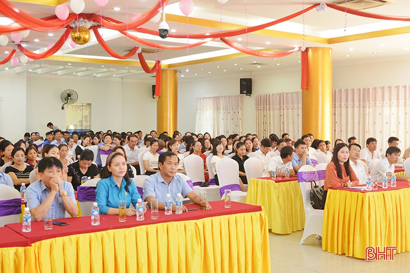 Hoàn thiện phong cách ứng xử, lề lối làm việc chuẩn mực cho công chức ngành lao động Hà Tĩnh