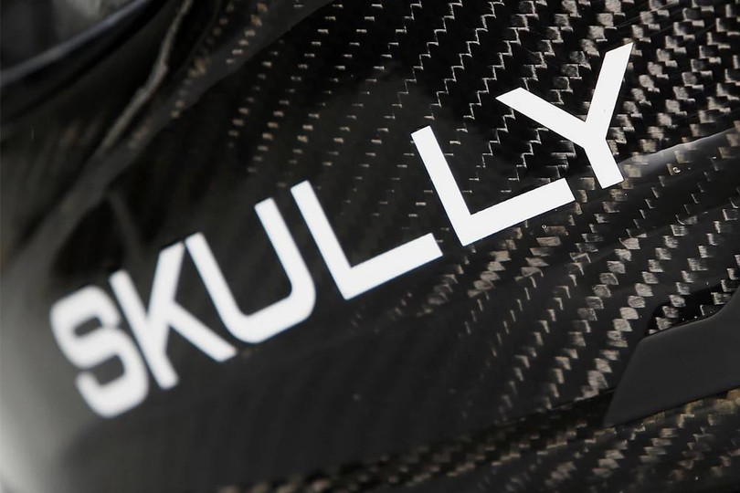 Mũ bảo hiểm tích hợp hàng tá công nghệ về Việt Nam, giá gần 50 triệu