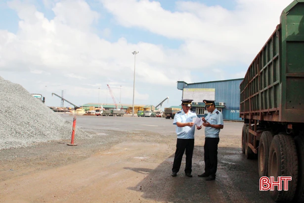 Hà Tĩnh thu gần 2,1 tỷ đồng từ kiểm tra sau thông quan