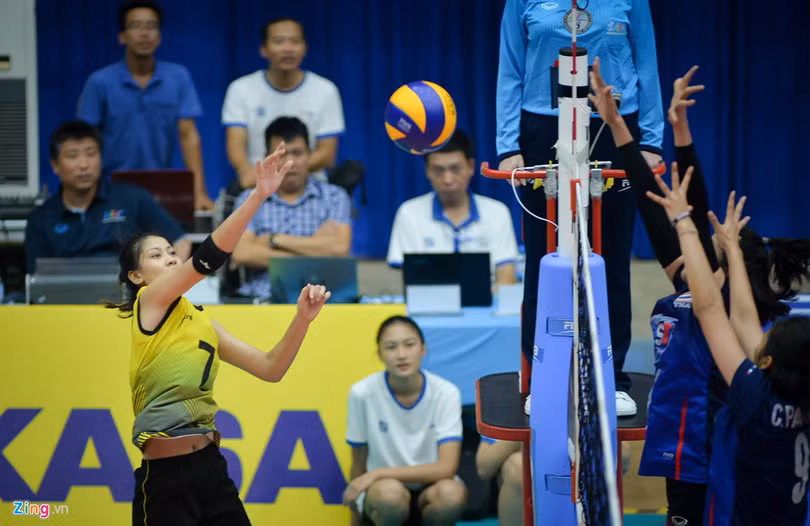 Bóng chuyền nữ Việt Nam lần đầu thắng Thái Lan ở cấp đội tuyển