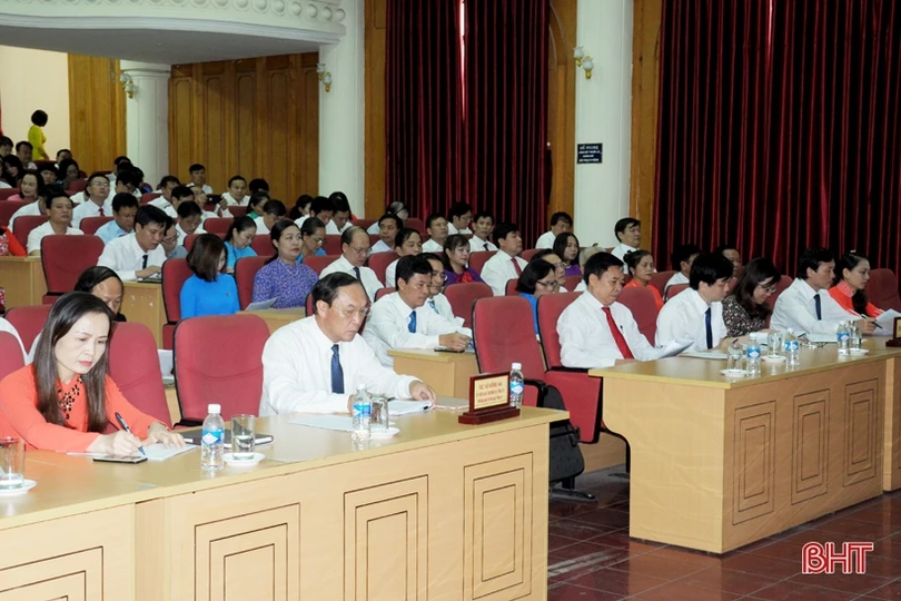 Đảng ủy Khối CCQ&DN Hà Tĩnh vinh danh 47 tập thể, cá nhân học và làm theo Bác