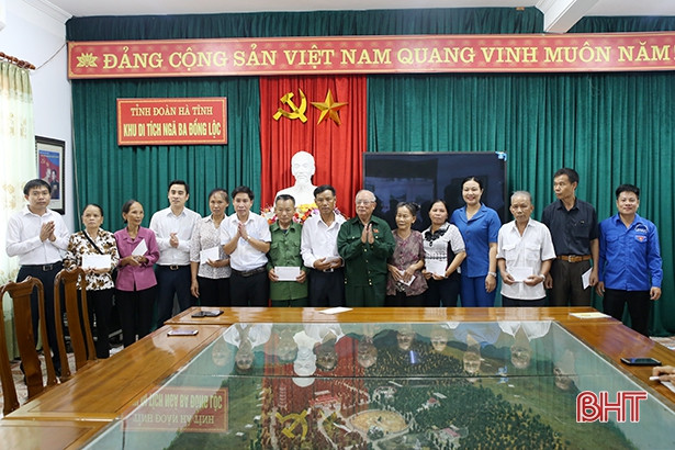 Trang trọng Lễ giỗ 10 nữ anh hùng liệt sĩ ở Ngã ba Đồng Lộc