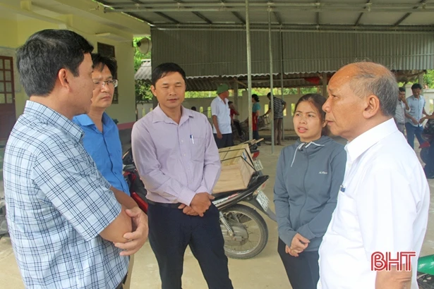 Nhất trí sáp nhập xã vùng tái định cư, cử tri Vũ Quang mong xã mới giàu mạnh