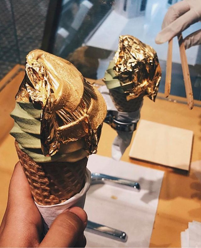 Học giới nhà giàu Dubai, dân chơi Việt chi bội tiền thưởng thức món ăn dát vàng