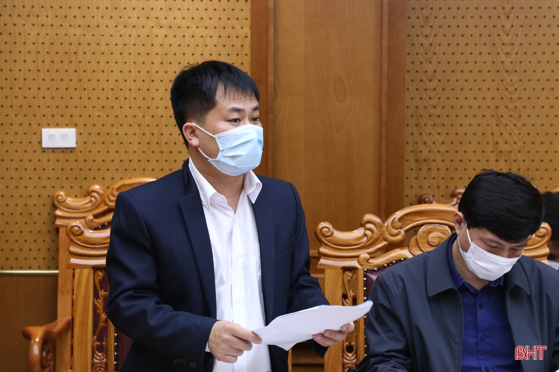Người dân Hà Tĩnh vui tết, đón xuân nhưng không chủ quan, lơ là với dịch Covid-19