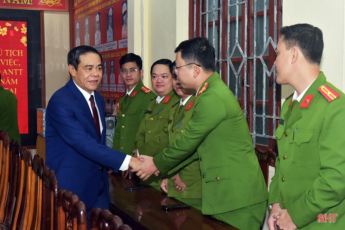 Đảm bảo cho Nhân dân đón tết vui tươi, an toàn