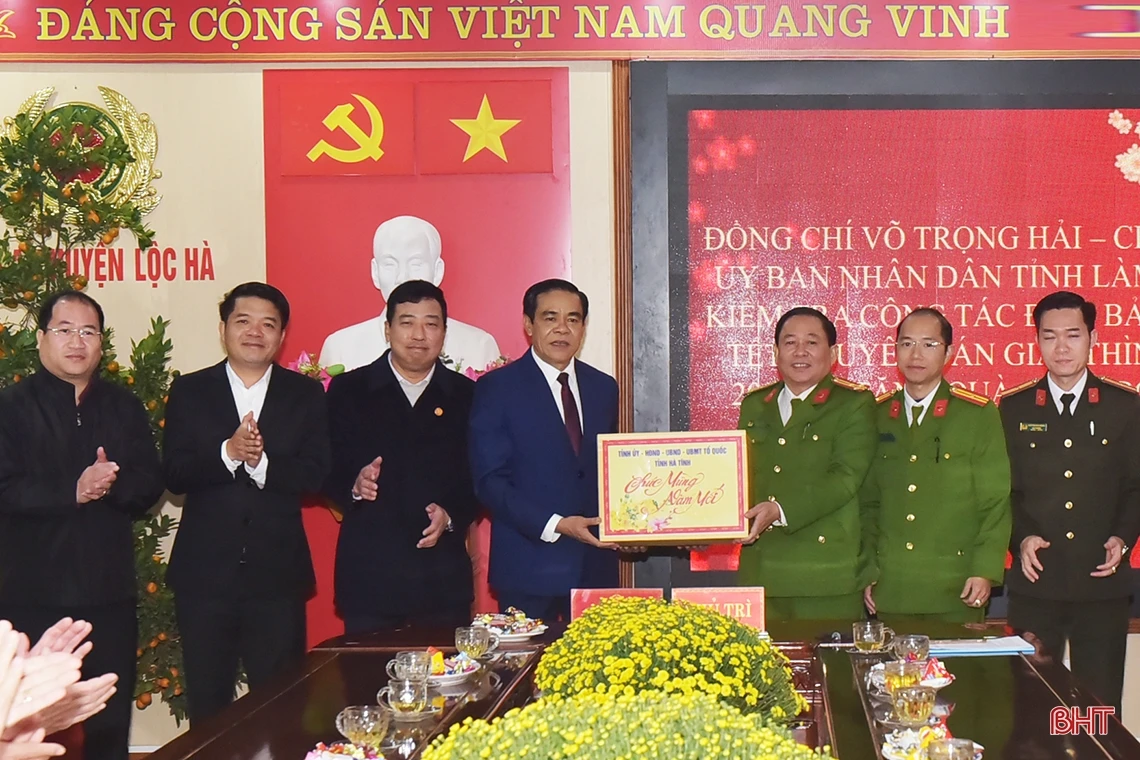 Đảm bảo cho Nhân dân đón tết vui tươi, an toàn