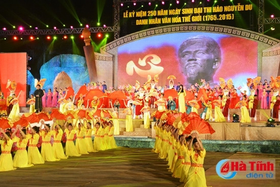 Chương trình nghệ thuật kỷ niệm 250 năm ngày sinh Đại thi hào Nguyễn Du tạo được sức lan tỏa sâu rộng, nhân lên niềm tự hào của quê hương.