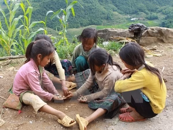 Xóa đói, giảm nghèo: Bắt đầu thời kỳ hạn chế… cho không ảnh 3