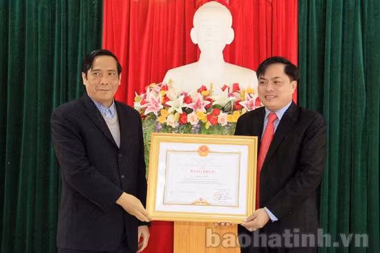 Bám sát nhiệm vụ chính trị, tập trung làm tốt công tác xây dựng Đảng ảnh 1