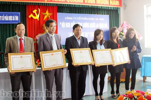 Hadiphar Hà Tĩnh biểu dương lao động giỏi, lao động sáng tạo ảnh 1 Hadiphar Hà Tĩnh biểu dương lao động giỏi, lao động sáng tạo ảnh 1