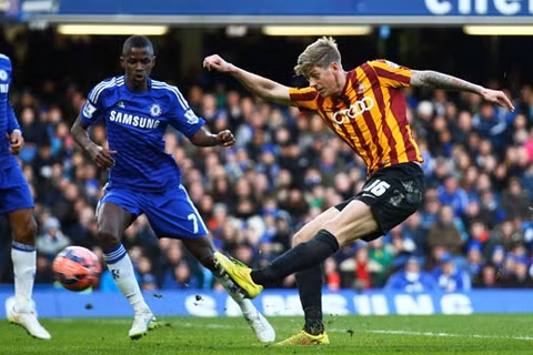 Bradford ghi tới 4 bàn vào lưới Chelsea