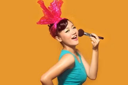 Văn Mai Hương nổi lên như một hiện tượng